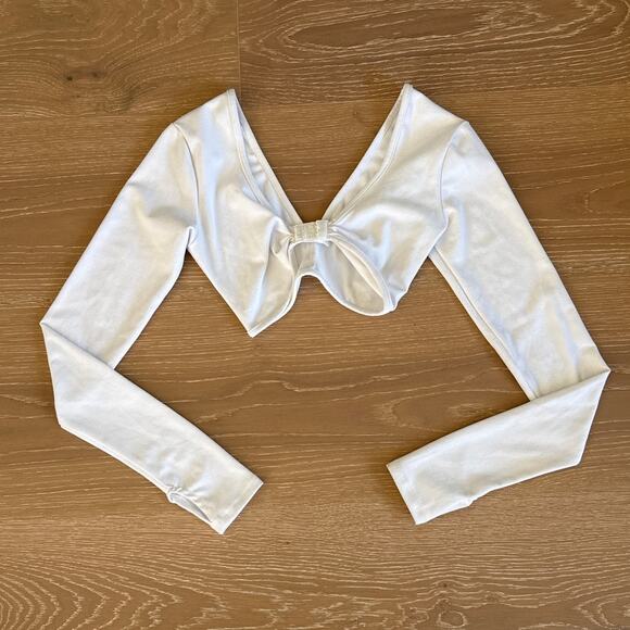 Joah Brown Tops - Joah Brown Crop Top Long Sleeve V Neck V back Size XS/X White